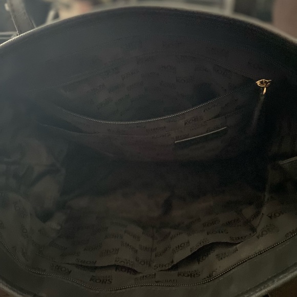 MK TOTE BAG - Picture 2 of 3